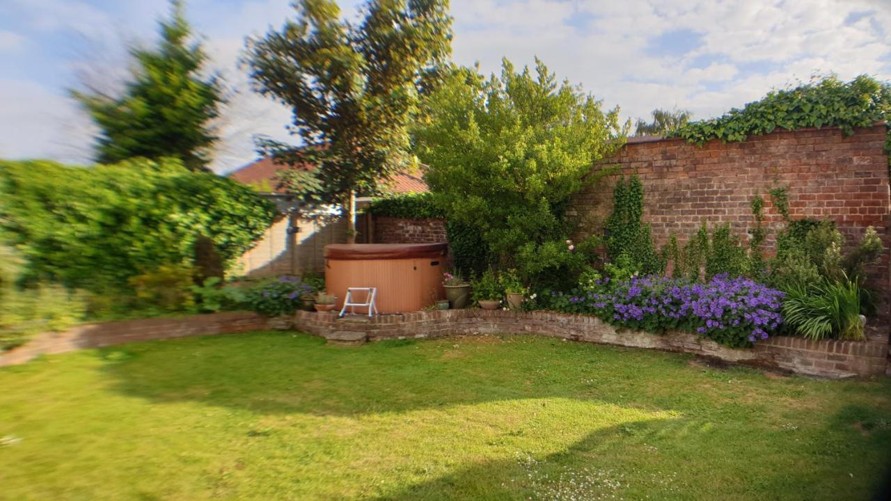 Holly Cottage, Hidden Gem In The Yorkshire Wolds Welton  Εξωτερικό φωτογραφία